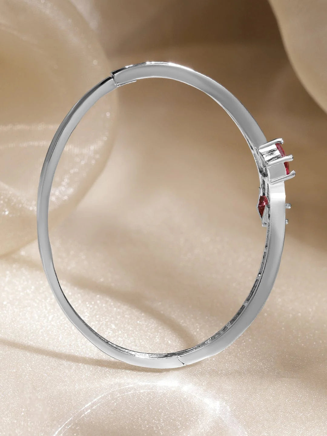 Luxury & Fashionable Beautiful Designer Braclets Red Stone