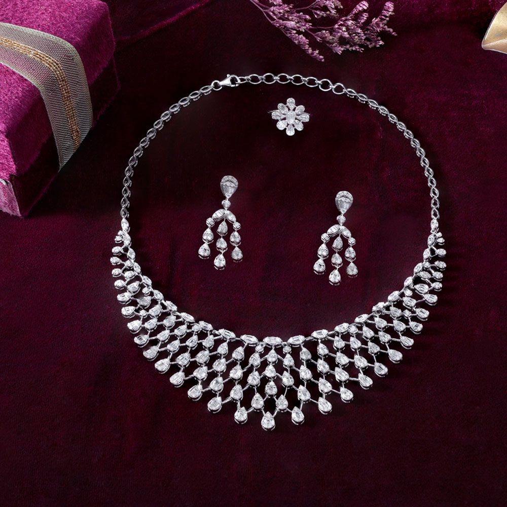 Vogue Beautifull Necklace Set