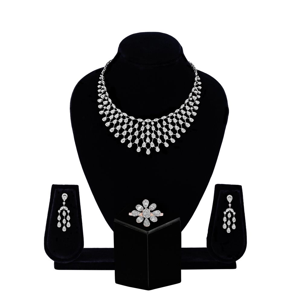 Vogue Beautifull Necklace Set