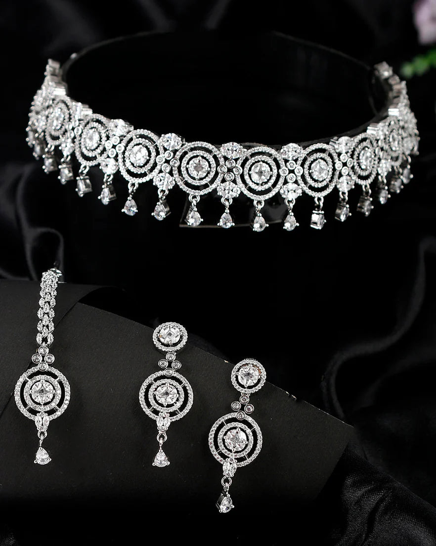 Luxury & Fashionable Oxidised Silver Tone Necklace Set with Maang tika
