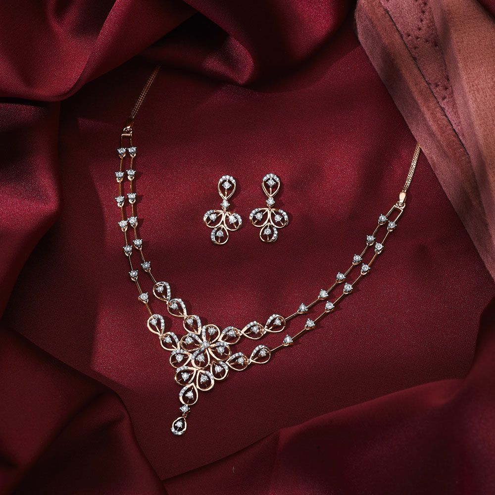 Beautiful & Pretty Vintage Flower Necklace Set